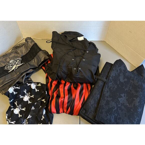 Pirate Pillager Spirit Halloween Men’s Costume Adult Plus Size Black Red - Picture 3 of 8